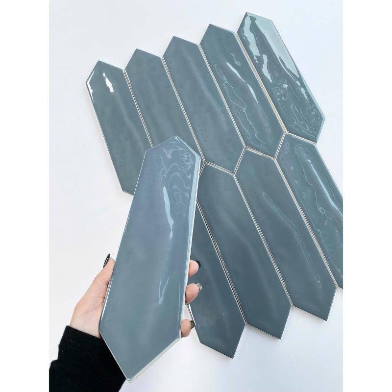 Gạch thẻ mũi tên KT 75×300 xanh nhạt 3 Gạch thẻ mũi tên KT 75×300 xanh nhạt 3